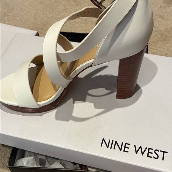 Nine West Shoes - Nine West White leather sandals strap chunky heel size 7 NWOT